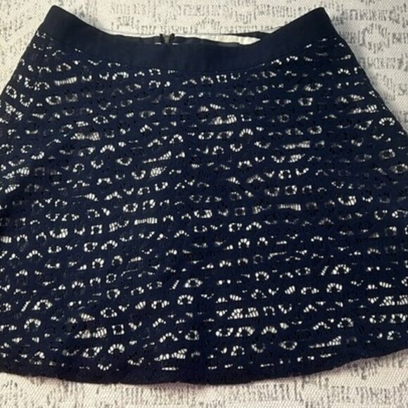The Limited Black & Crème Stripes with Lace Overlay Skirt Sz 4 - Picture 1 of 10